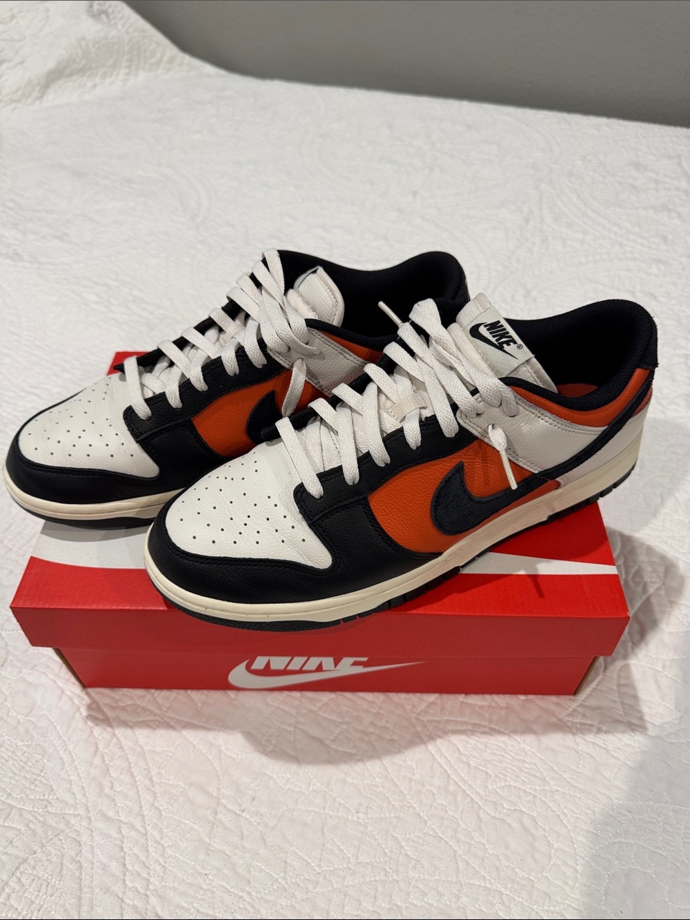 Nike Men’s Dunk Low Retro-black/phantom/coral. Mens size 12. Excellent condition